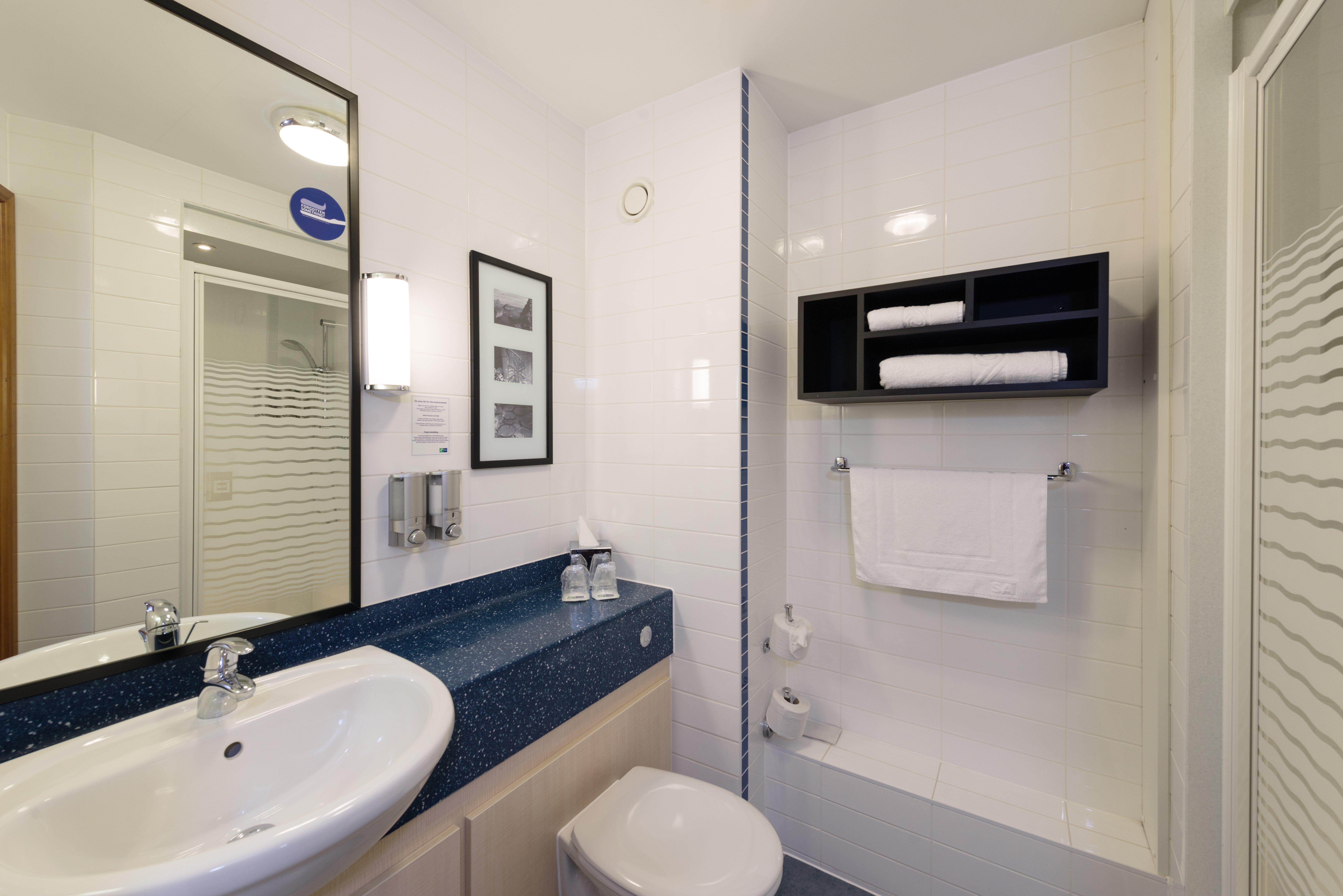Holiday Inn Express Birmingham Star City By Ihg Bagian luar foto