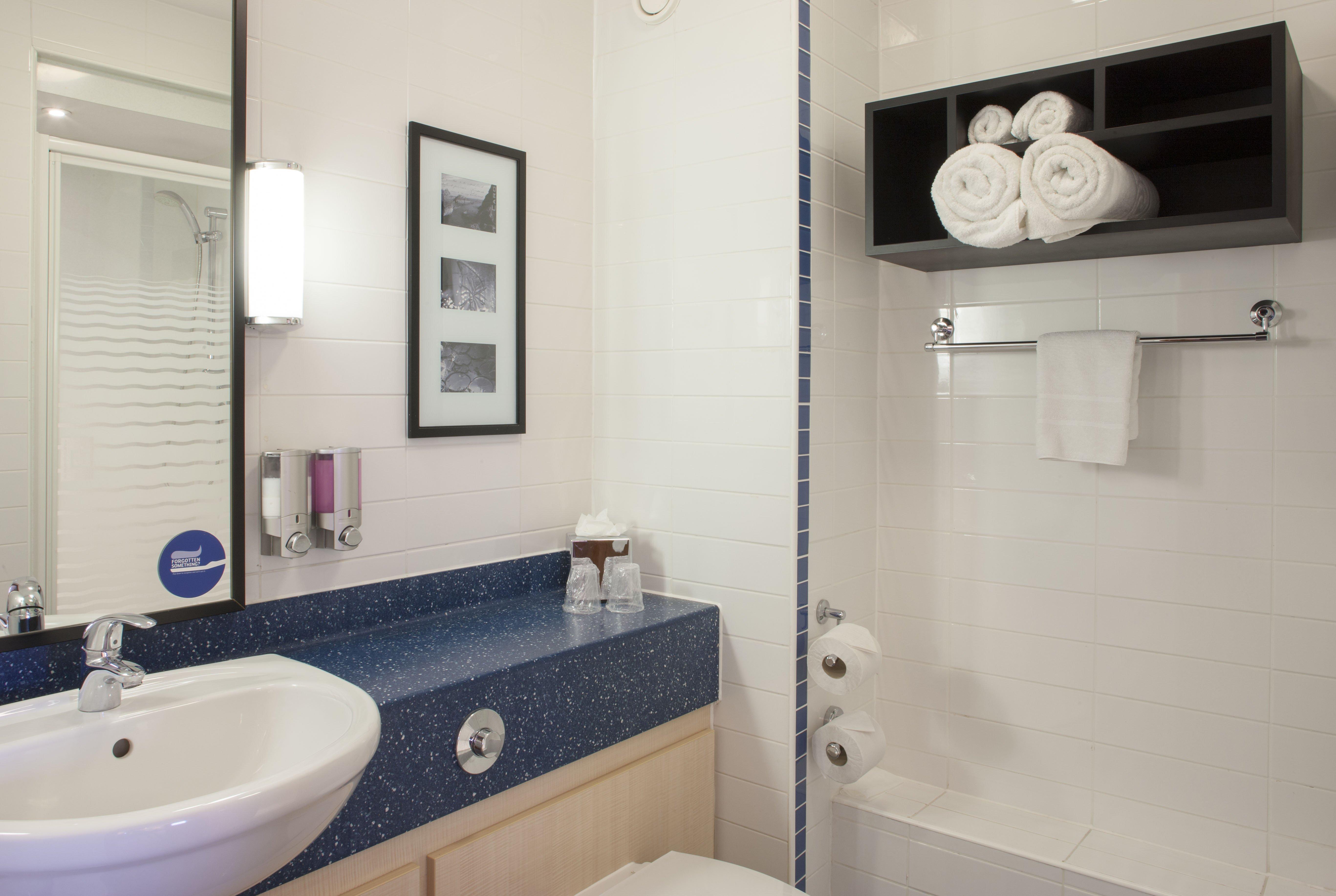 Holiday Inn Express Birmingham Star City By Ihg Bagian luar foto