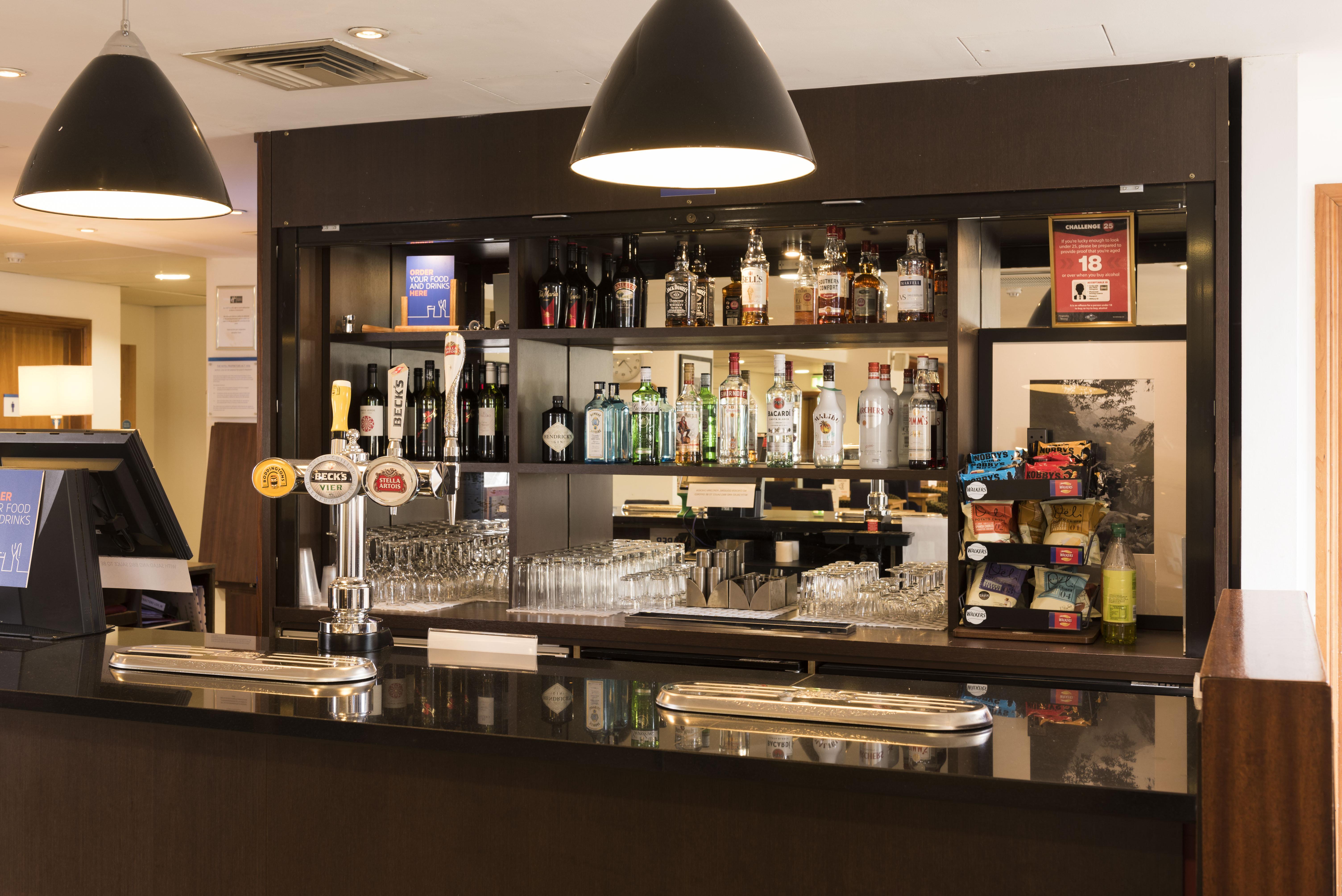 Holiday Inn Express Birmingham Star City By Ihg Bagian luar foto